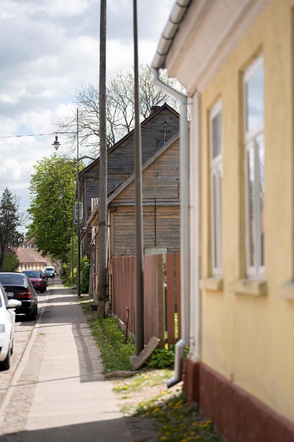 Vija Apartment Kuldīga Exteriör bild